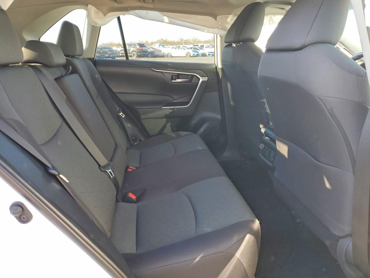 2024 TOYOTA RAV4 XLE photo 11