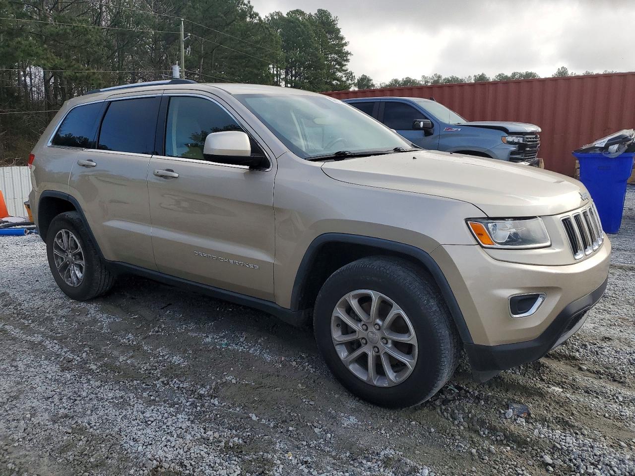 2015 JEEP GRAND CHEROKEE LAREDO photo 4