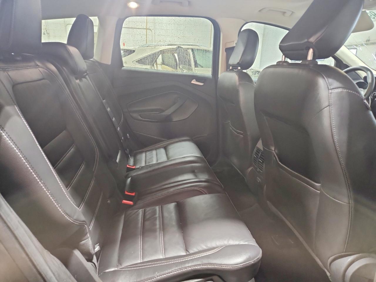 2018 FORD ESCAPE SEL photo 11