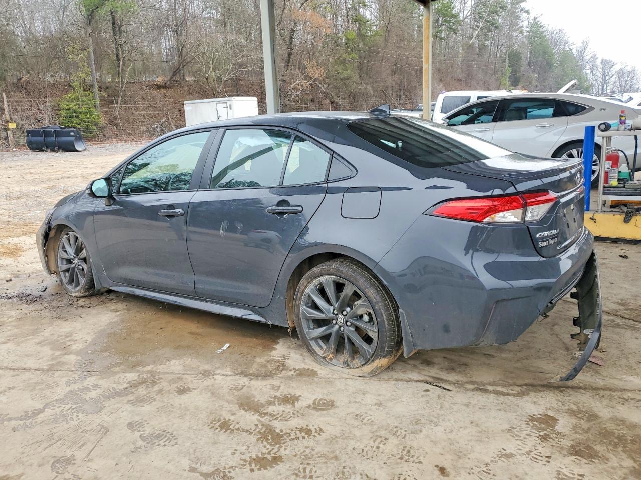 2025 TOYOTA COROLLA SE photo 2