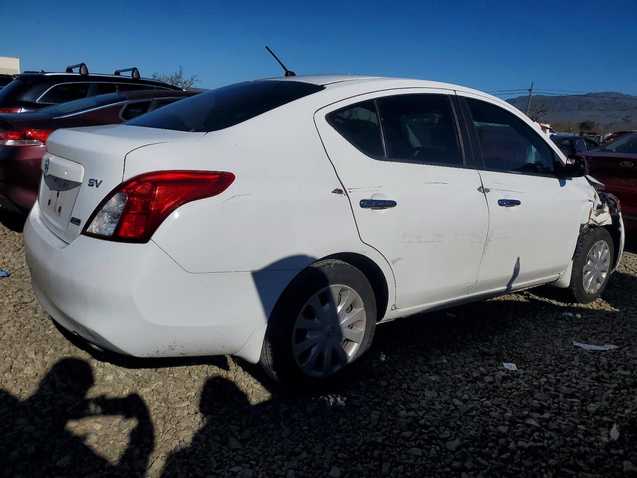 2012 NISSAN VERSA S photo 3