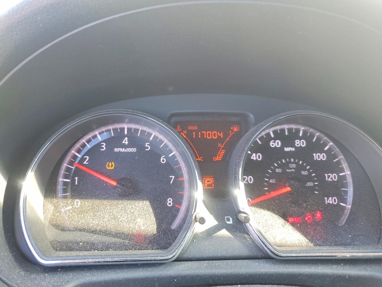 2012 NISSAN VERSA S photo 9