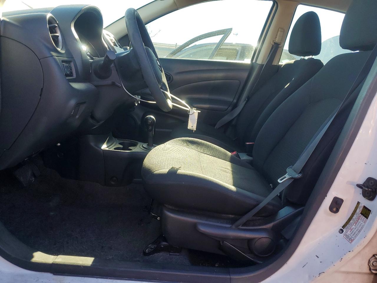 2012 NISSAN VERSA S photo 7