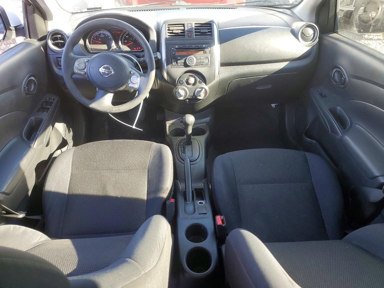 2012 NISSAN VERSA S photo 8
