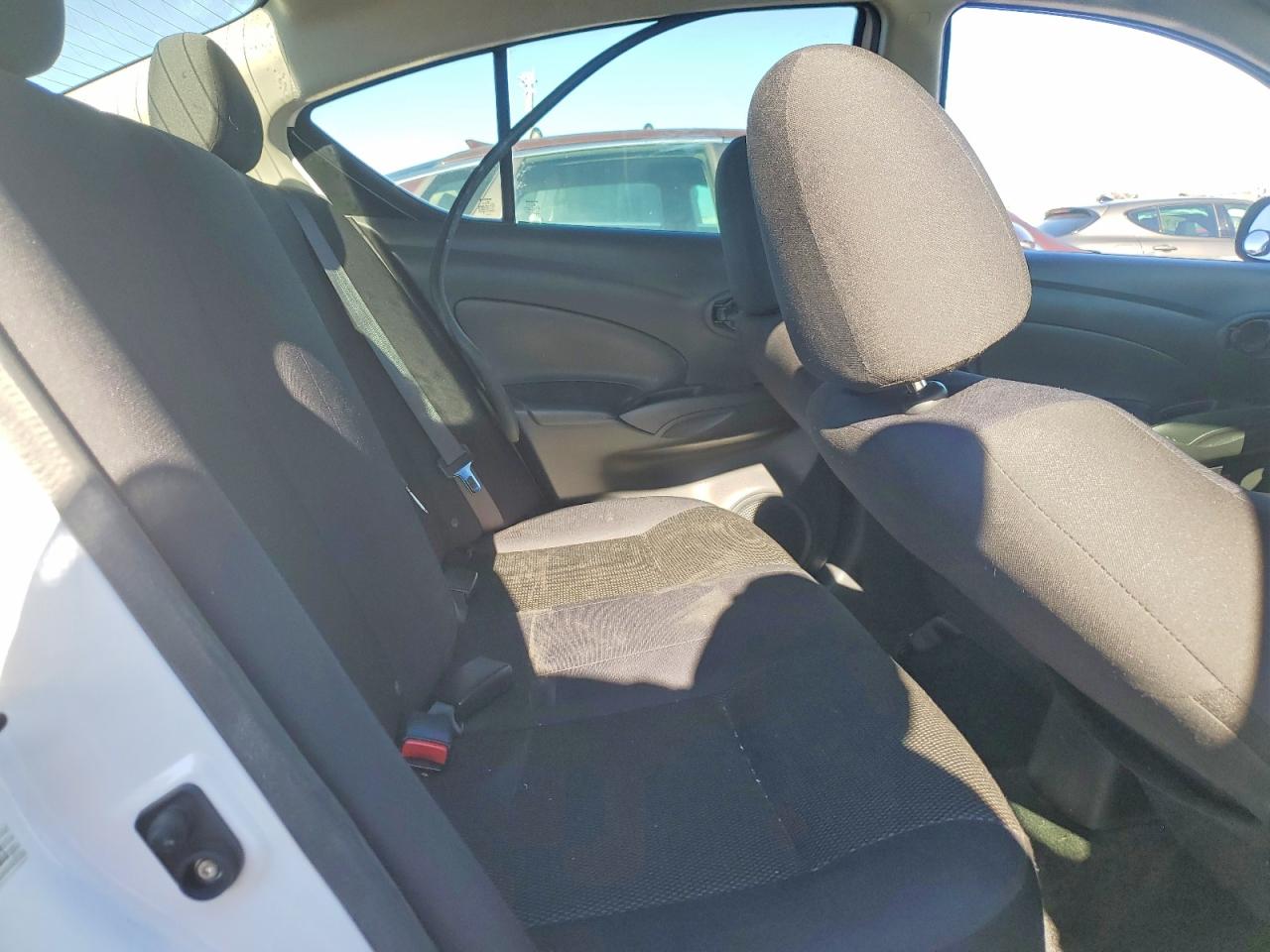 2012 NISSAN VERSA S photo 10