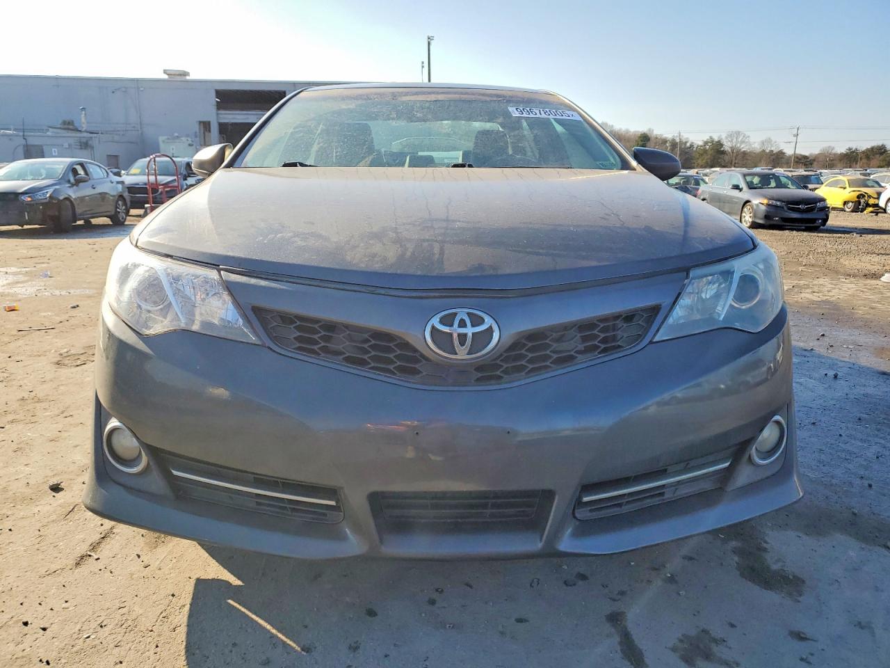 2013 TOYOTA CAMRY SE photo 5