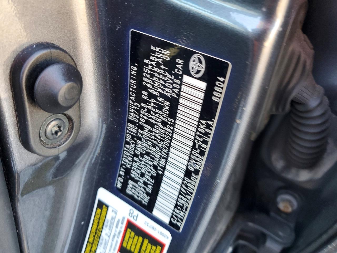 2013 TOYOTA CAMRY SE photo 12