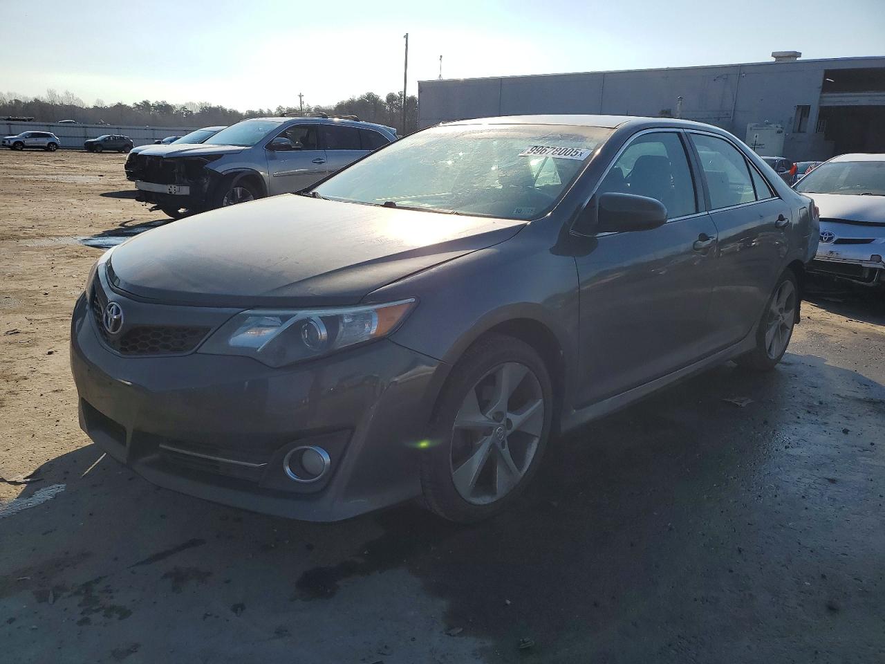 2013 TOYOTA CAMRY