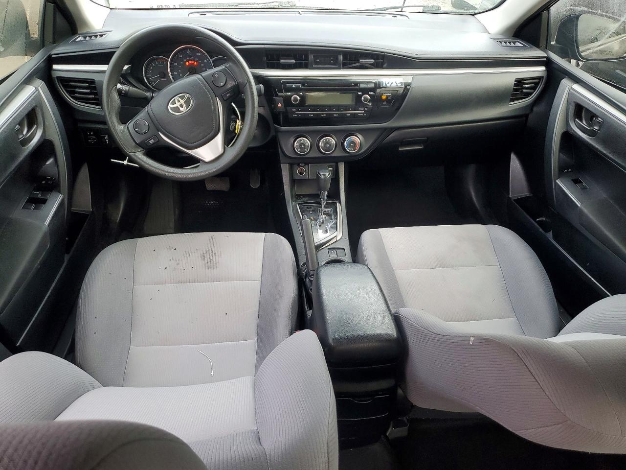 2014 TOYOTA COROLLA L photo 8