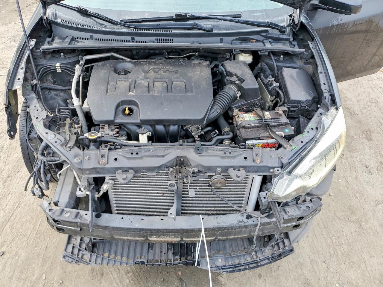 2014 TOYOTA COROLLA L photo 11