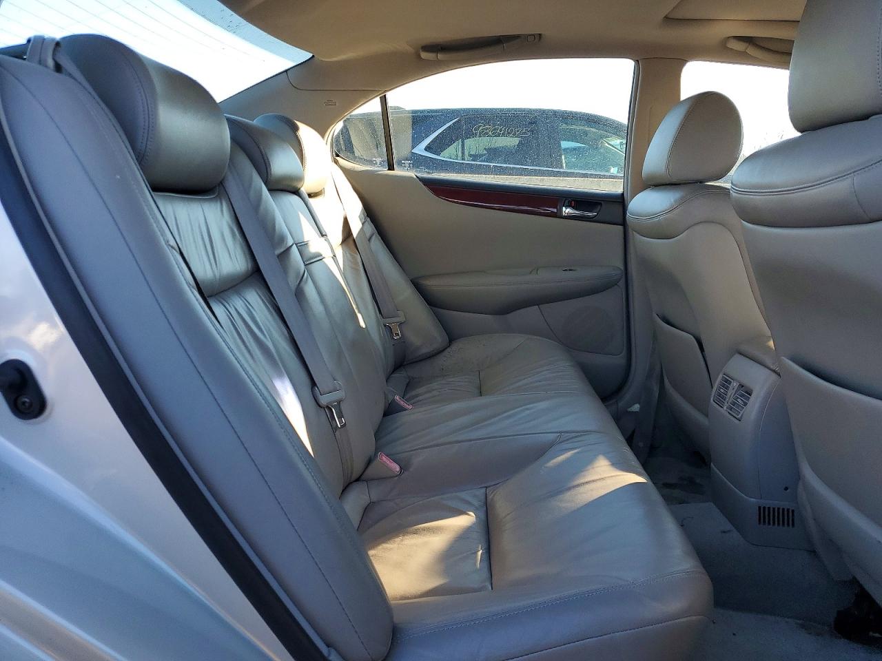 2002 LEXUS ES 300 photo 19