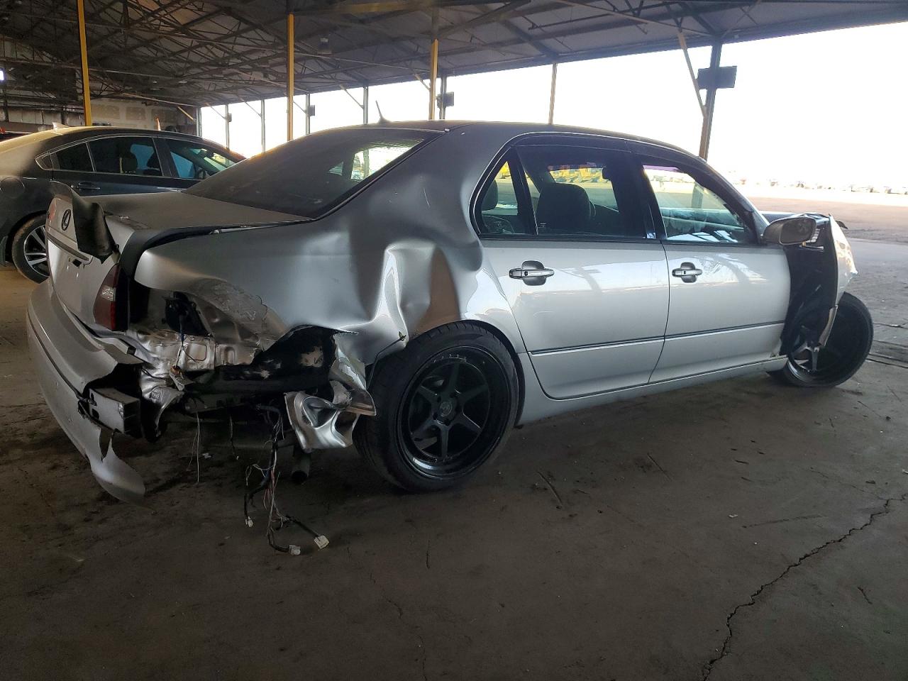 2005 LEXUS LS 430 photo 5