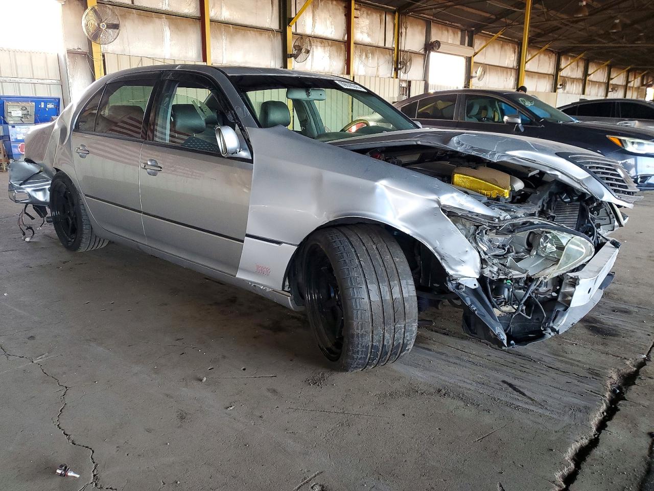 2005 LEXUS LS 430 photo 7