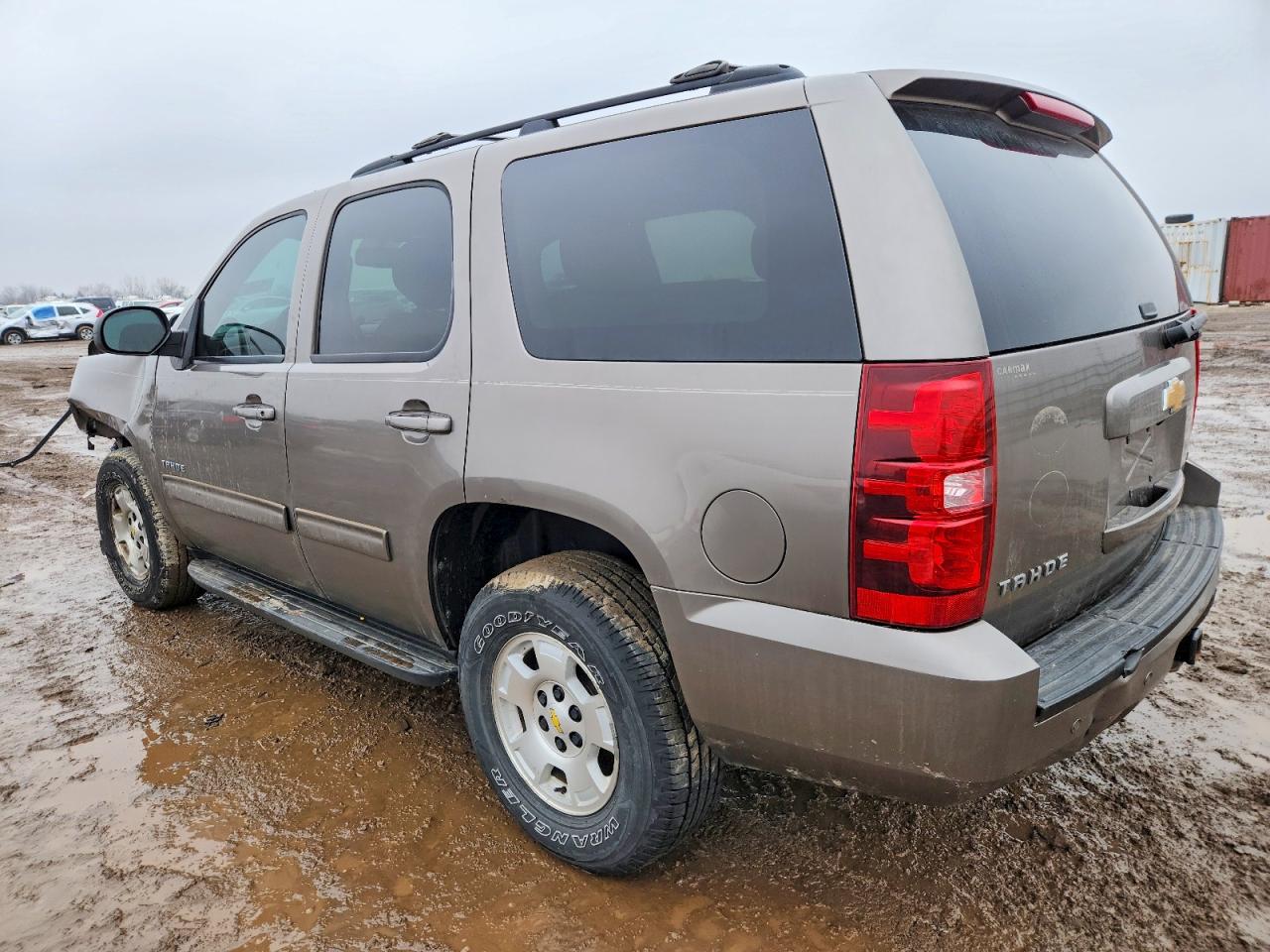 2011 CHEVROLET TAHOE C1500 LS photo 2