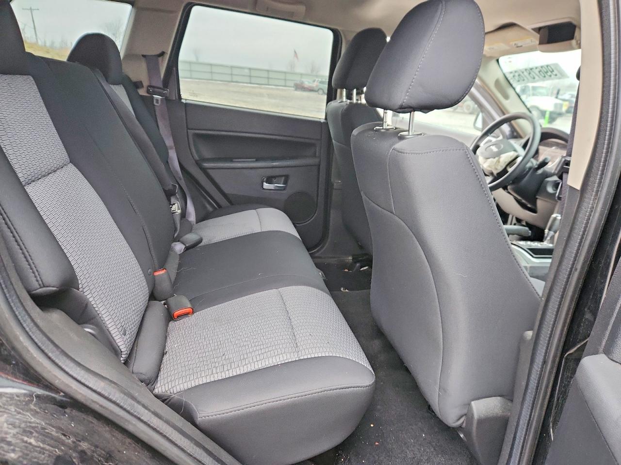 2009 JEEP GRAND CHEROKEE LAREDO photo 10