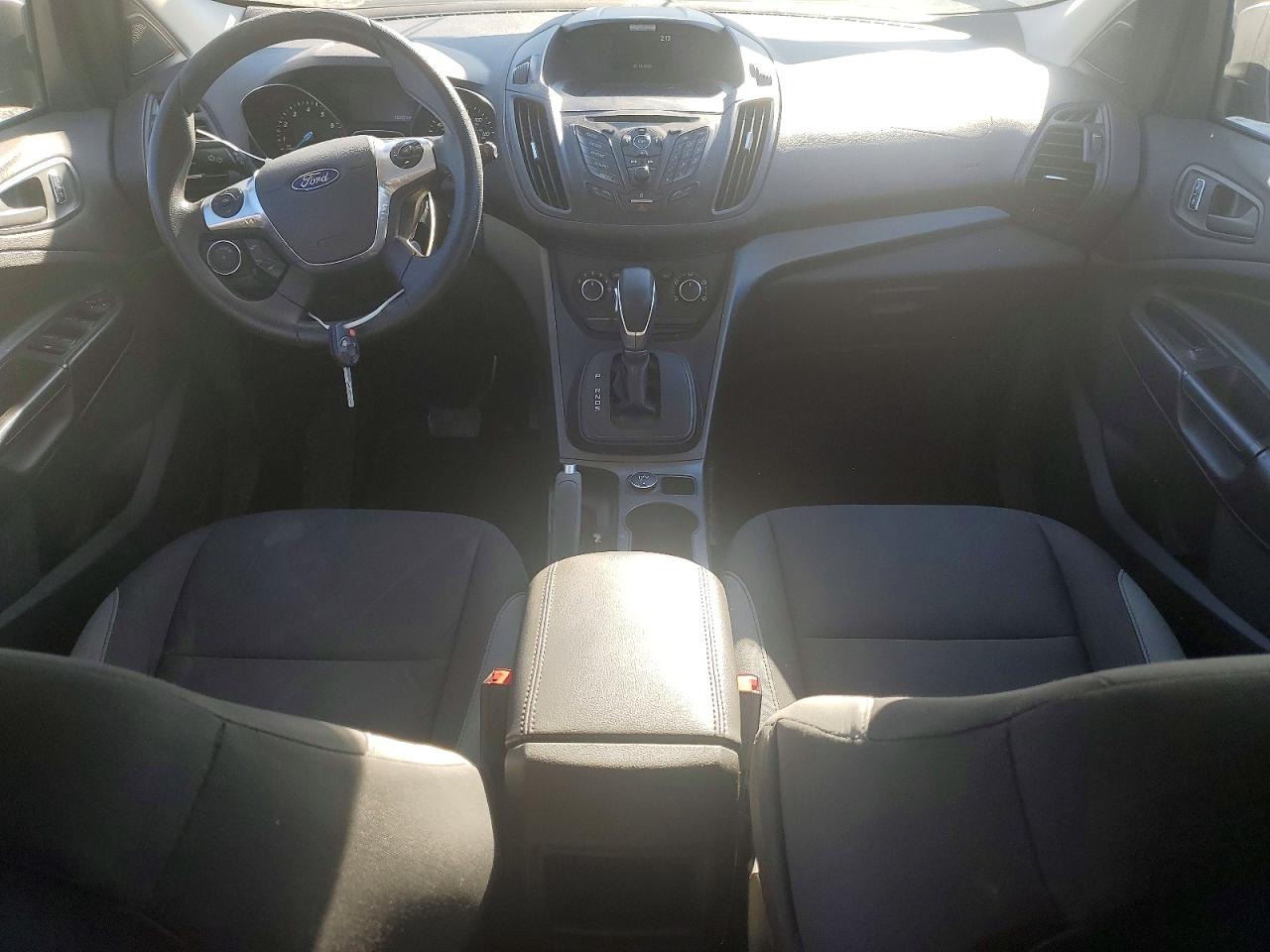 2016 FORD ESCAPE S photo 8