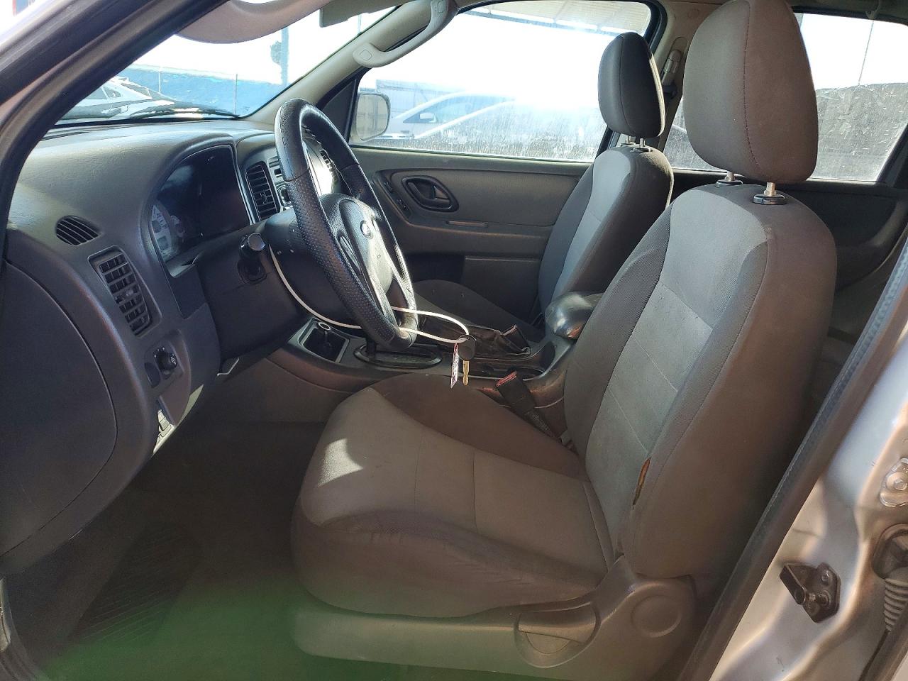 2006 FORD ESCAPE photo 13