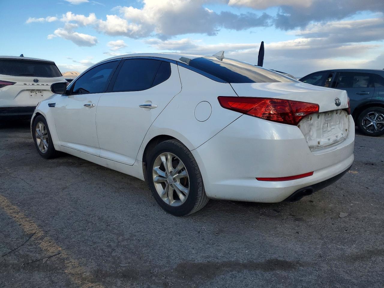 2013 KIA OPTIMA LX photo 2