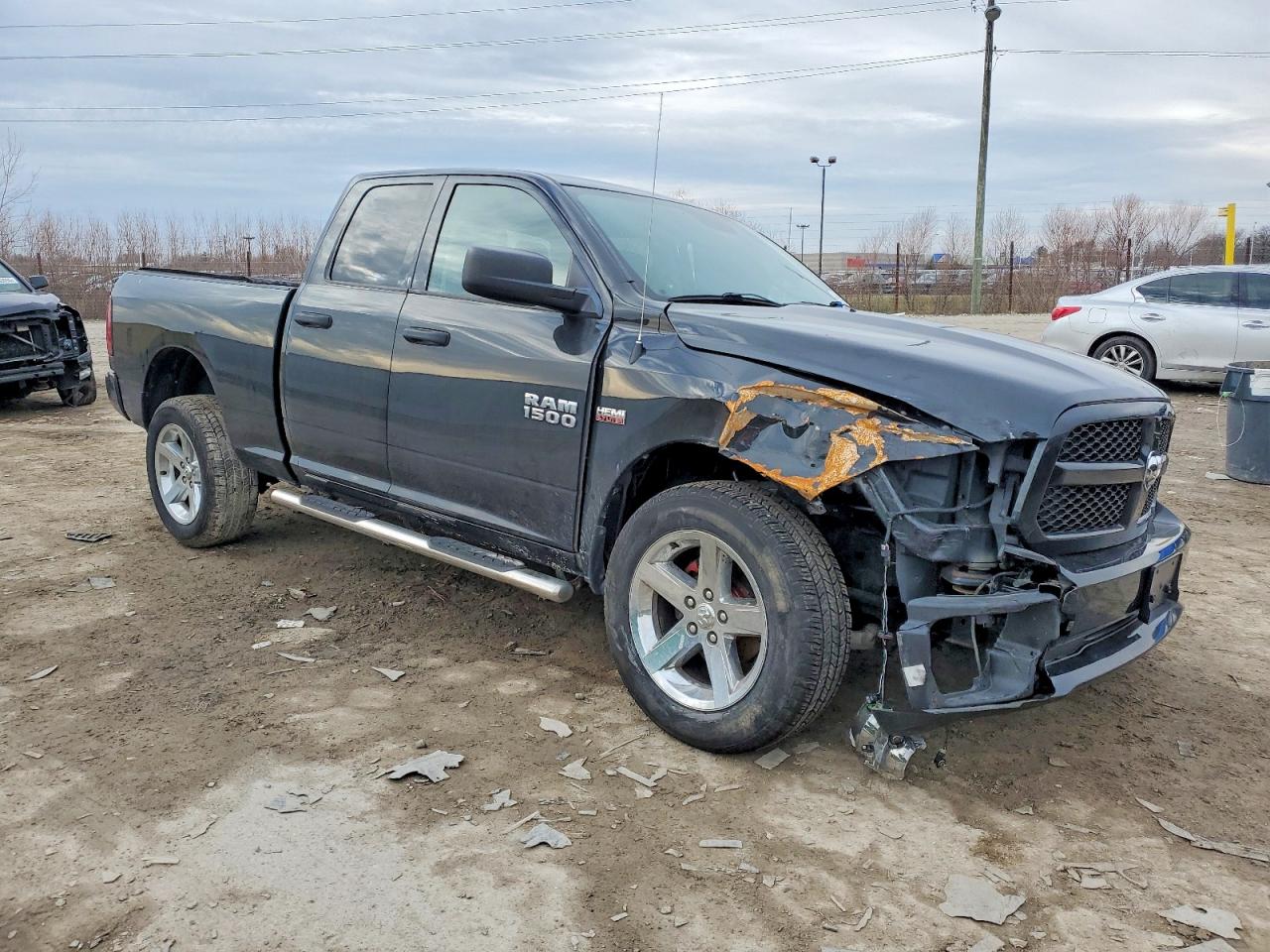 2017 RAM 1500 ST photo 7