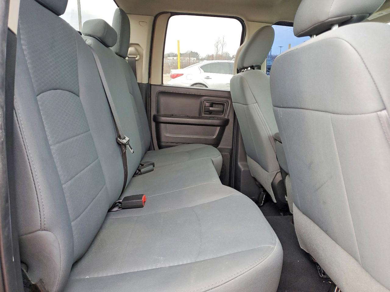 2017 RAM 1500 ST photo 19