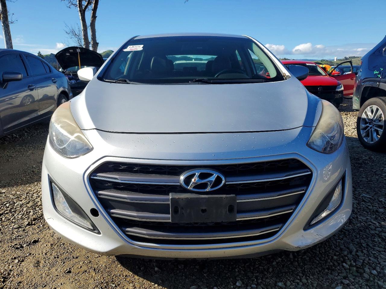 2017 HYUNDAI ELANTRA GT photo 5