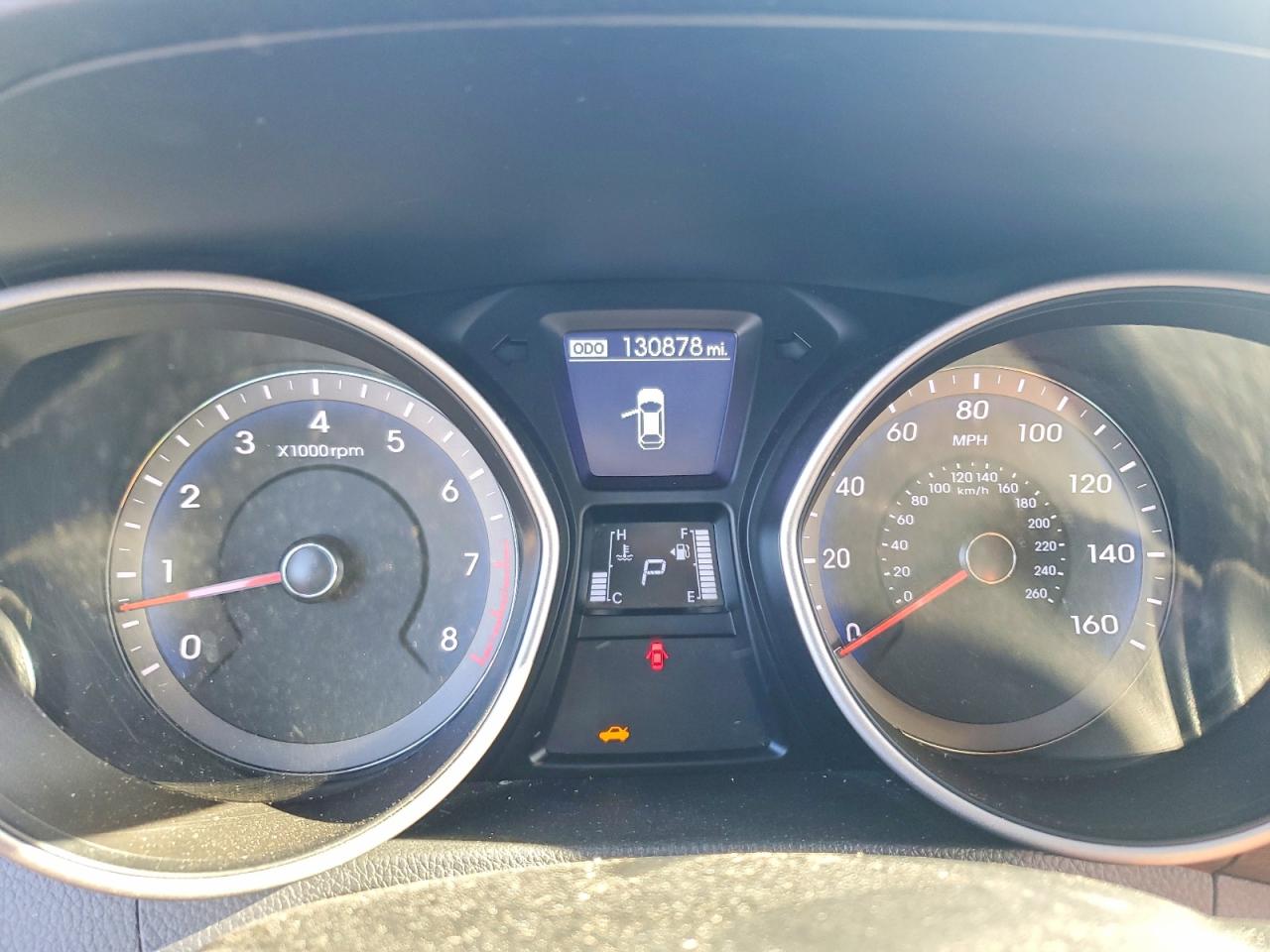 2017 HYUNDAI ELANTRA GT photo 9