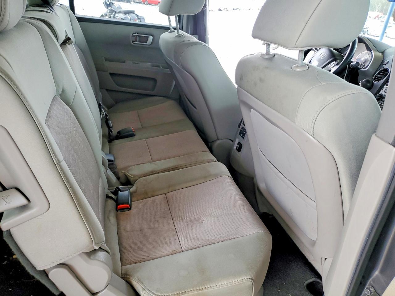 2012 HONDA PILOT EX photo 10
