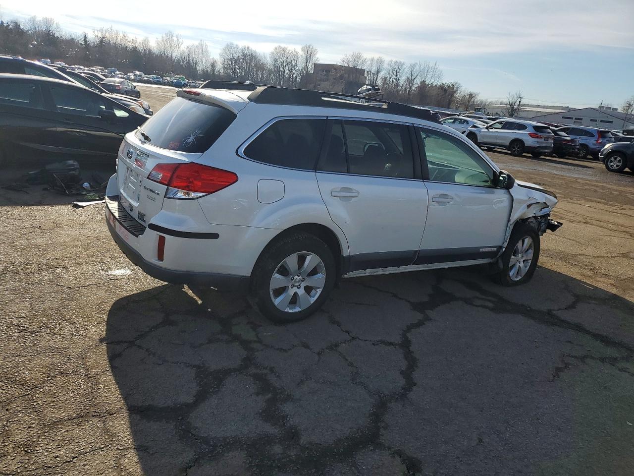 2012 SUBARU OUTBACK 2.5I PREMIUM photo 3