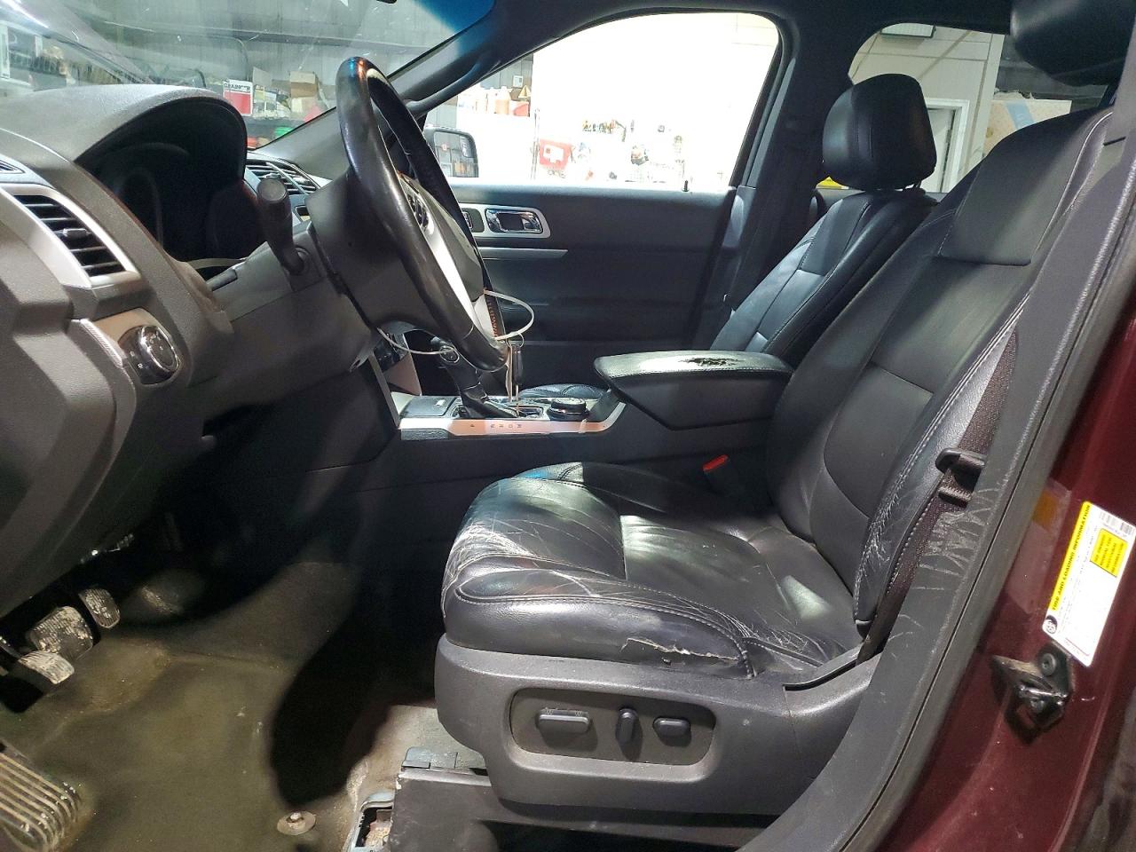 2011 FORD EXPLORER XLT photo 7