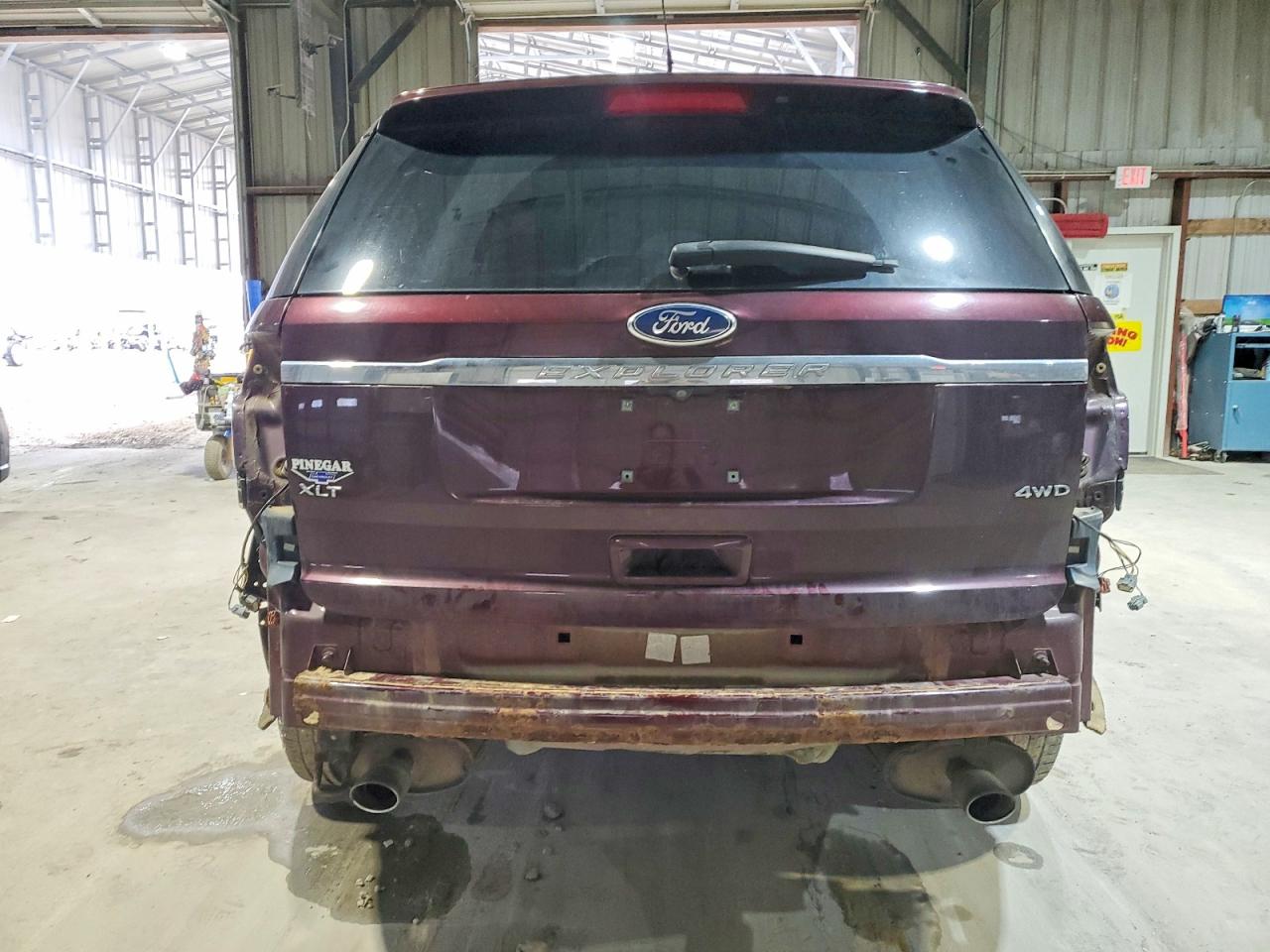 2011 FORD EXPLORER XLT photo 6