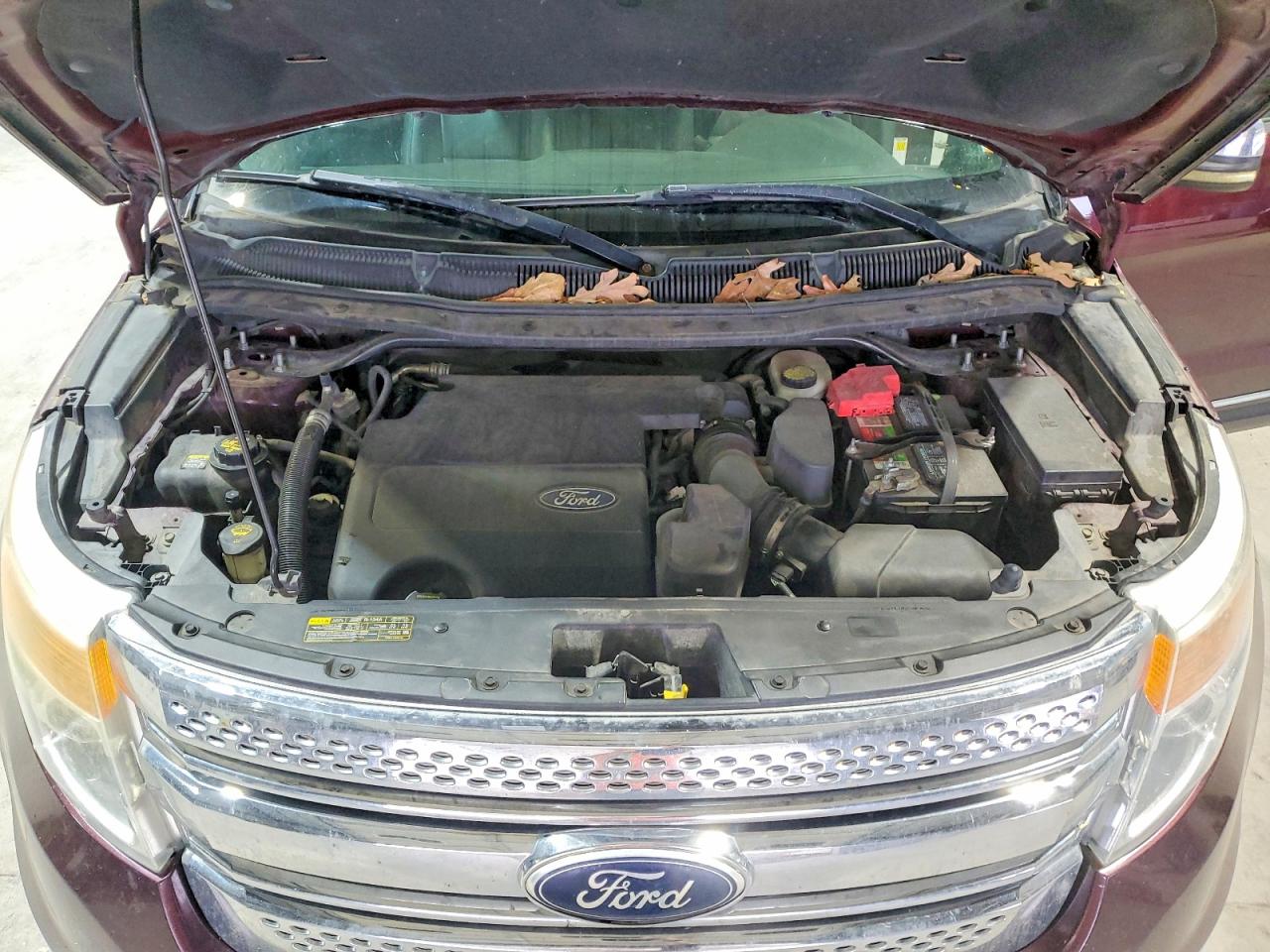 2011 FORD EXPLORER XLT photo 12