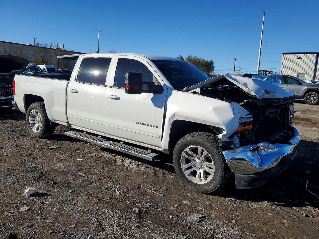 2016 CHEVROLET SILVERADO K1500 LT photo 4