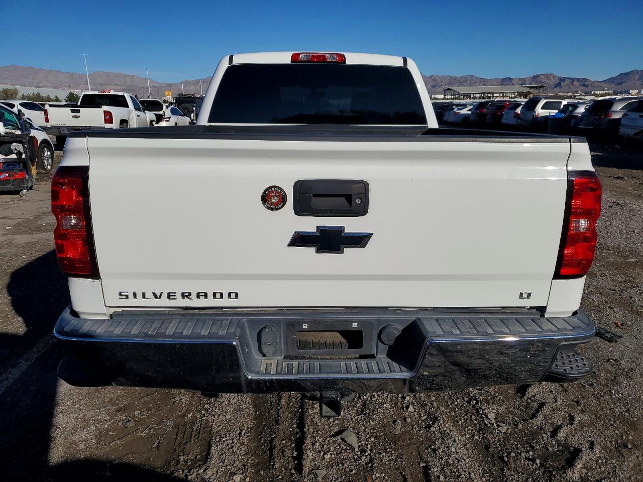 2016 CHEVROLET SILVERADO K1500 LT photo 6