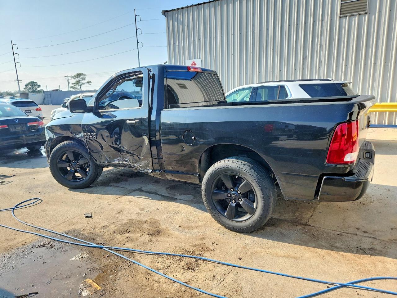 2017 RAM 1500 ST photo 2