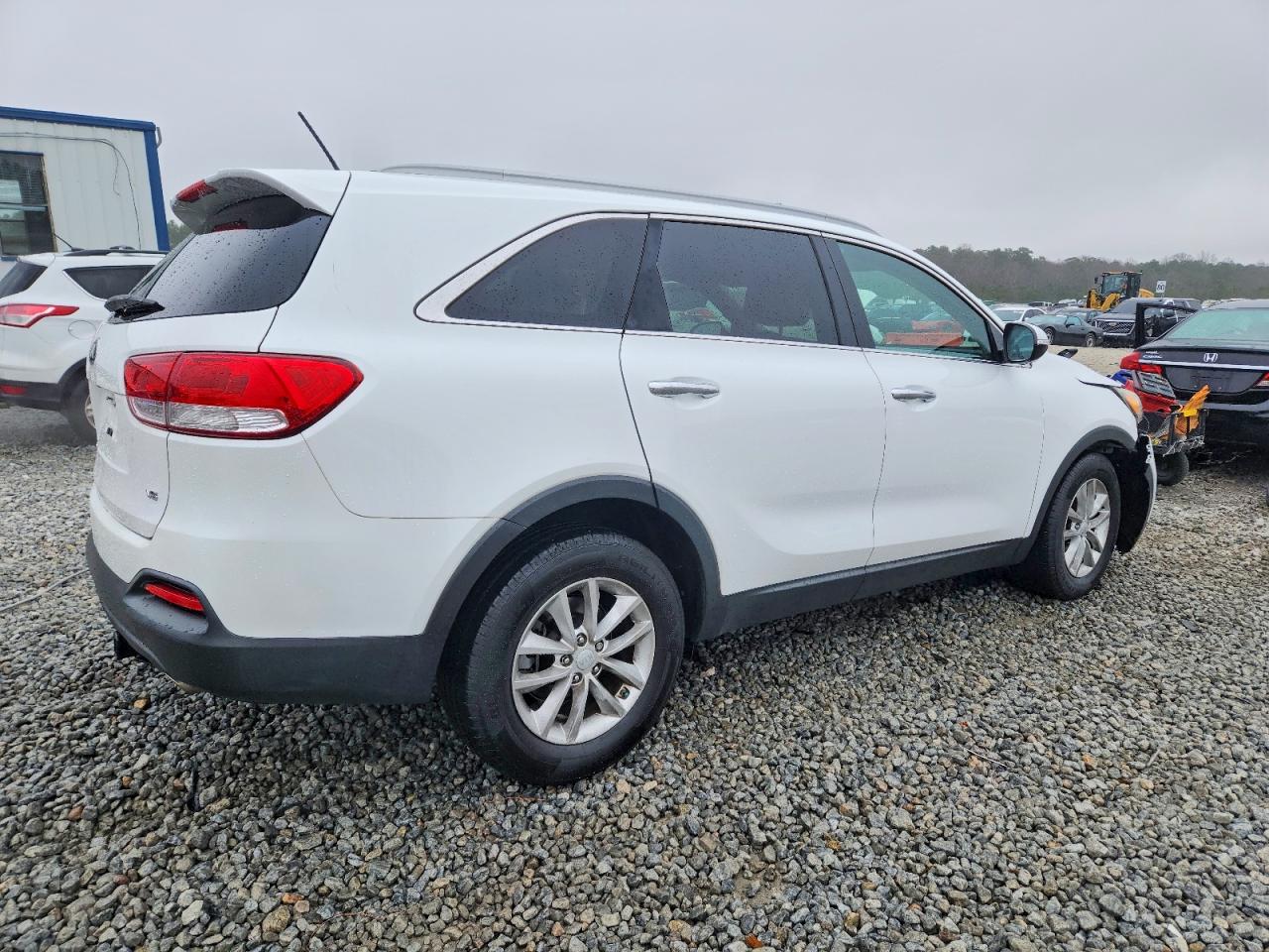 2017 KIA SORENTO LX V6 photo 5