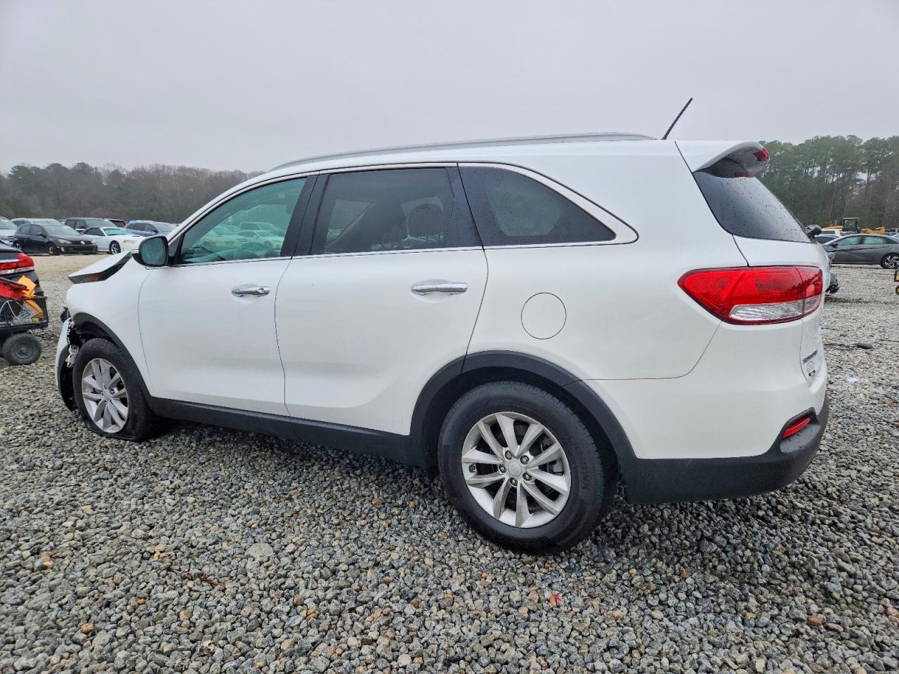 2017 KIA SORENTO LX V6 photo 3