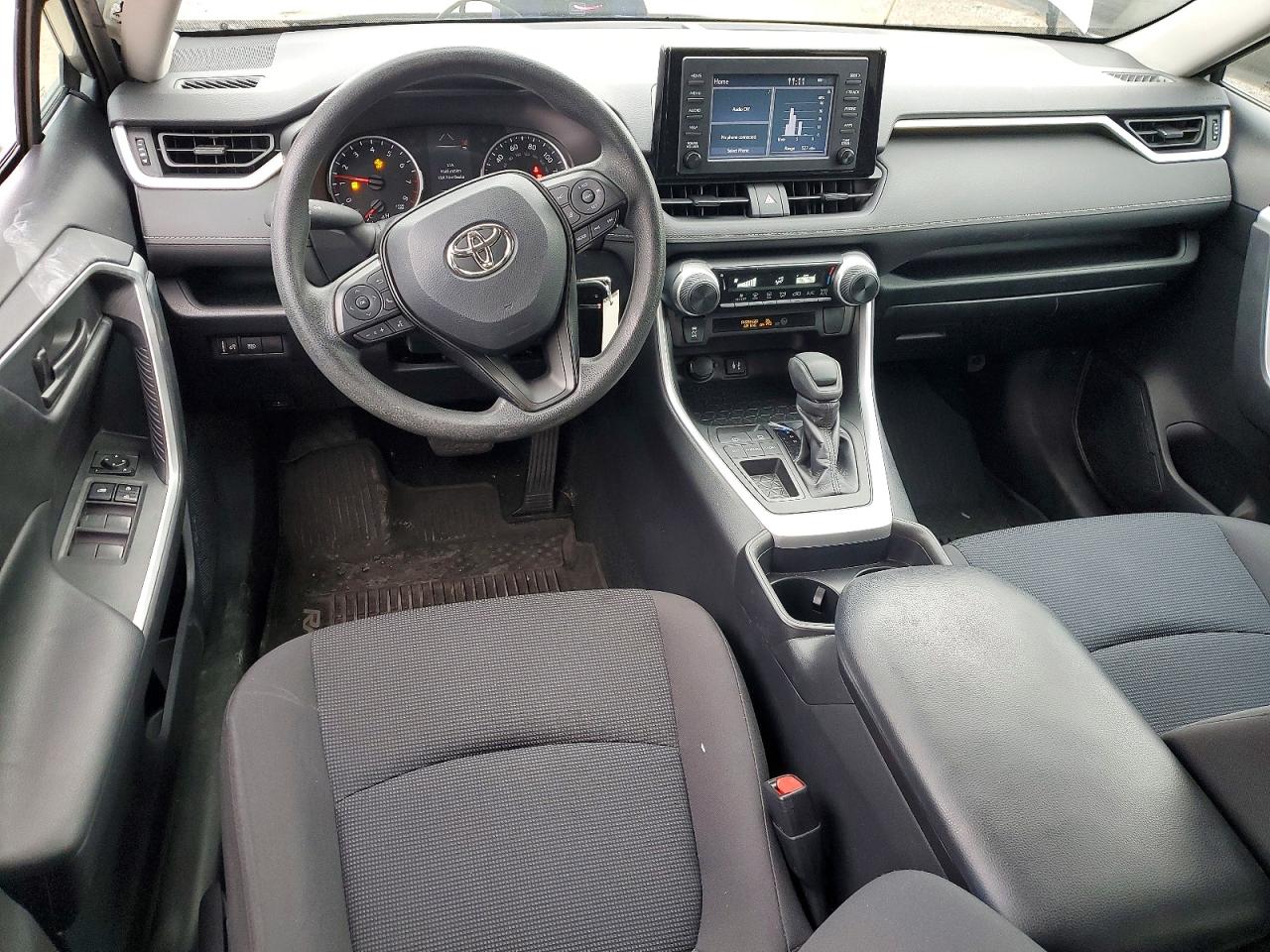 2019 TOYOTA RAV4 LE photo 15