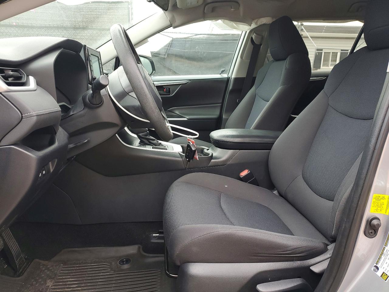 2019 TOYOTA RAV4 LE photo 13