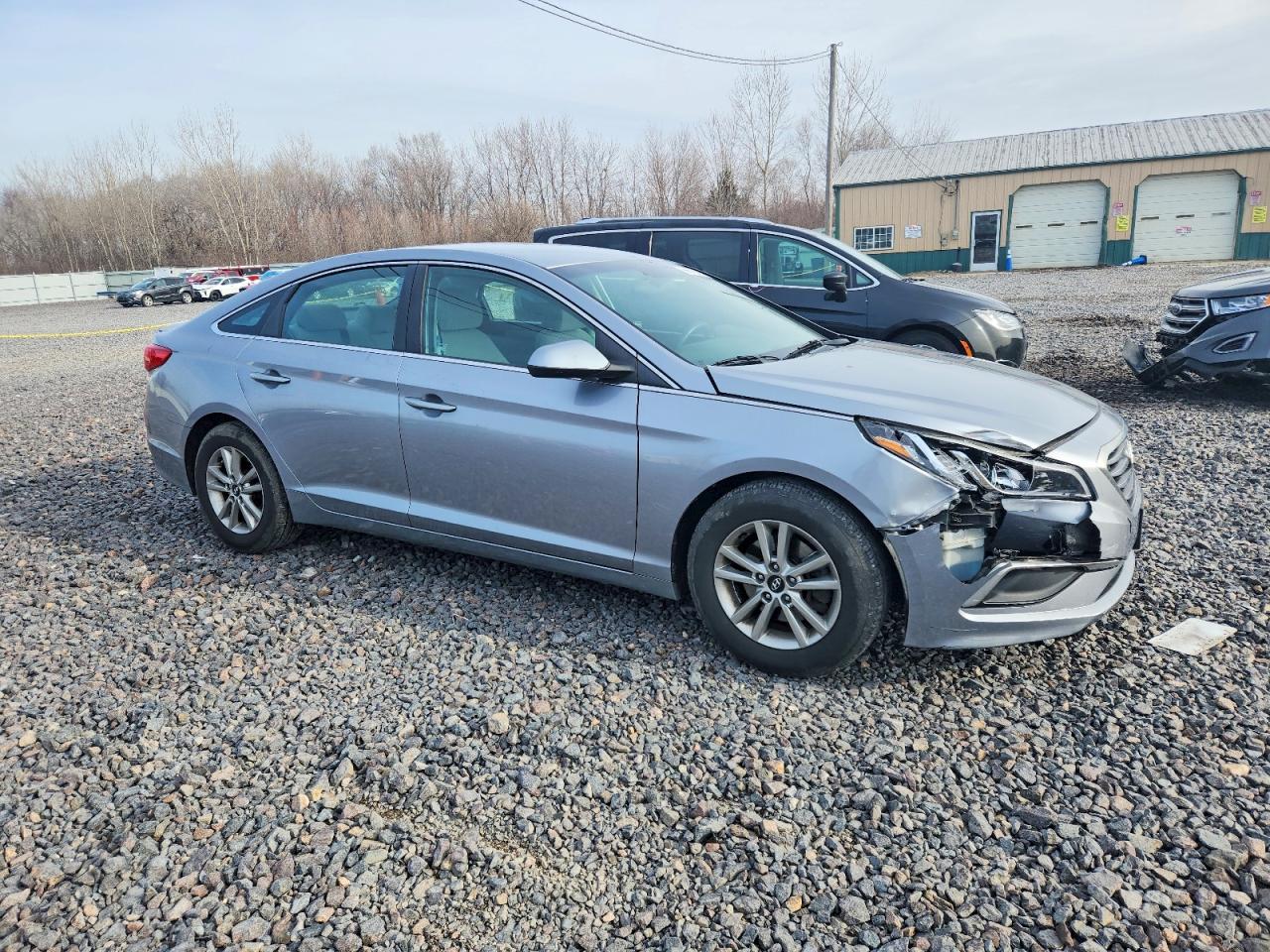 2017 HYUNDAI SONATA SE photo 4