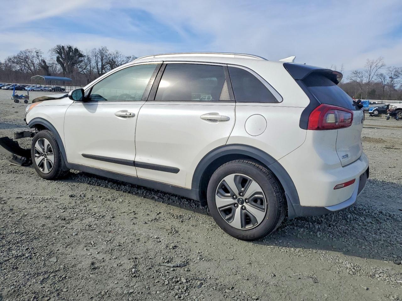 2018 KIA NIRO FE photo 2