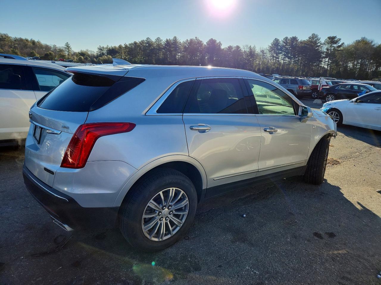 2019 CADILLAC XT5 LUXURY photo 3