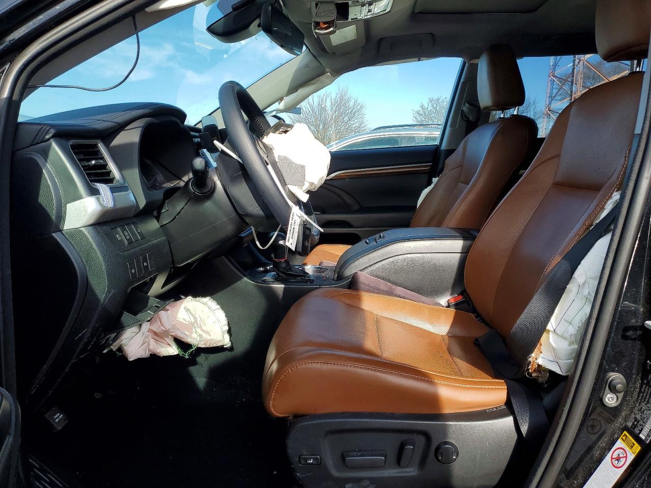 2018 TOYOTA HIGHLANDER LIMITED photo 7