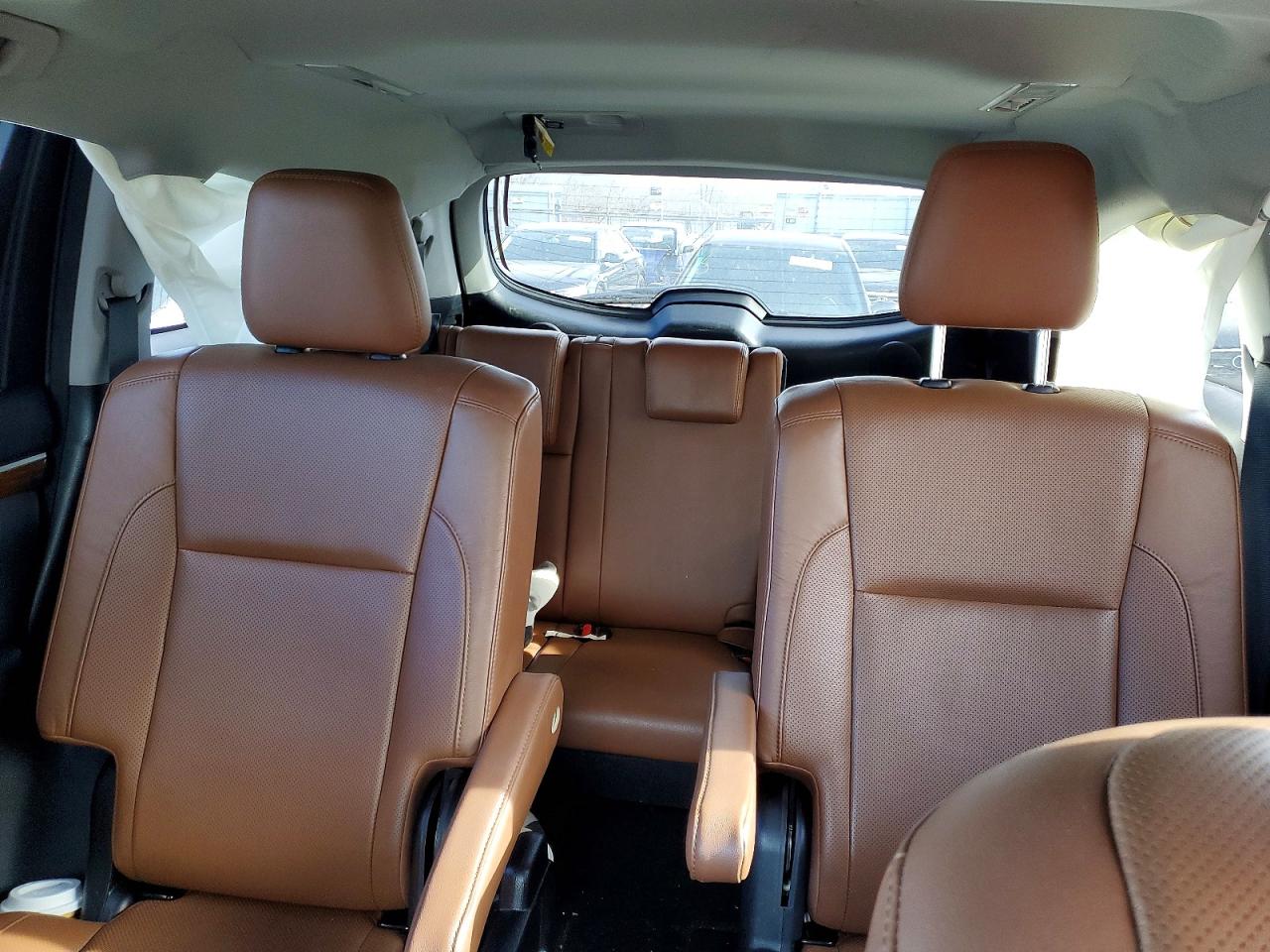 2018 TOYOTA HIGHLANDER LIMITED photo 10