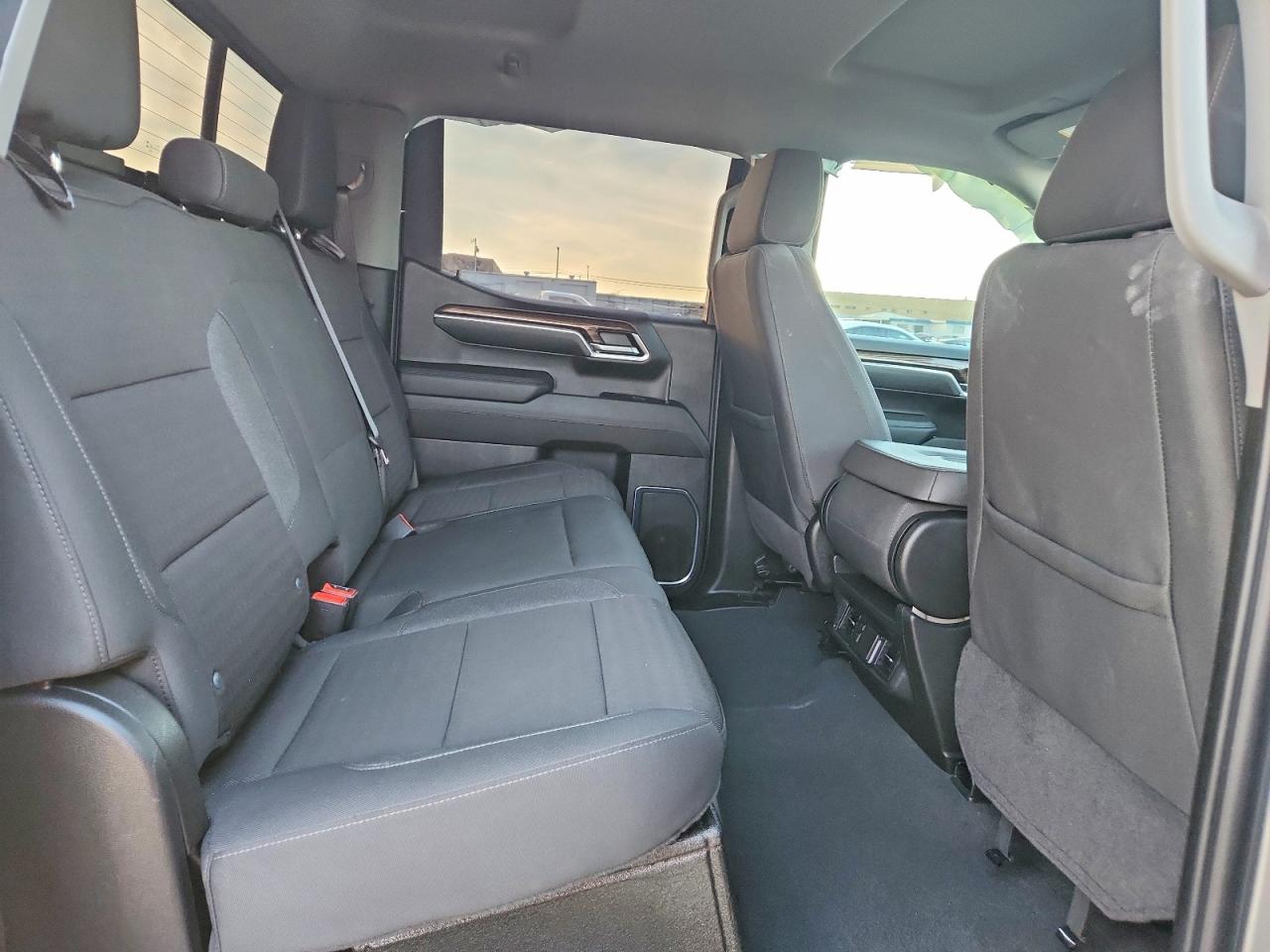2024 CHEVROLET SILVERADO C1500 LT photo 10