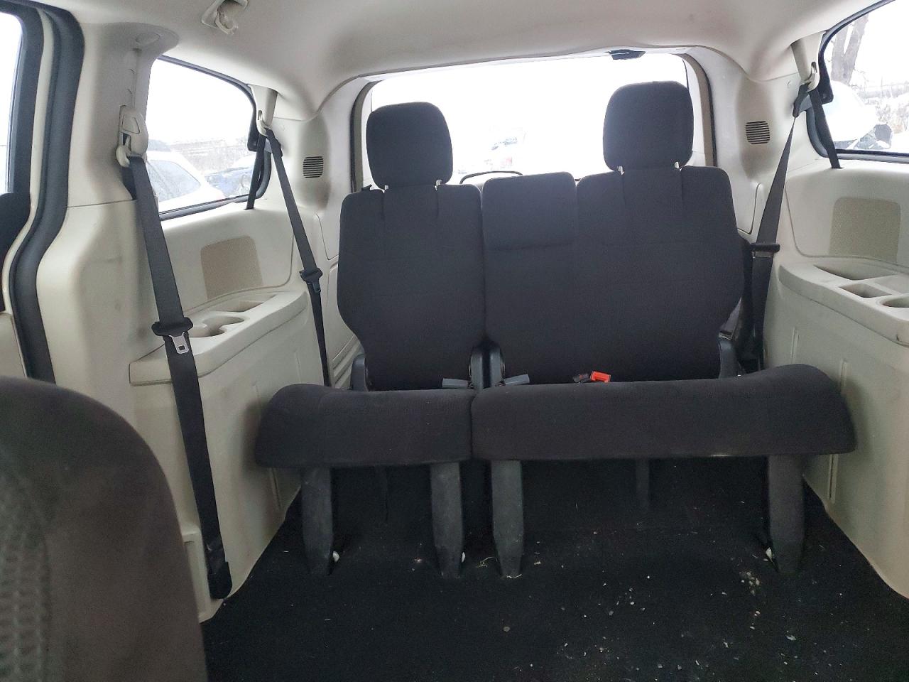 2013 DODGE GRAND CARAVAN SE photo 10