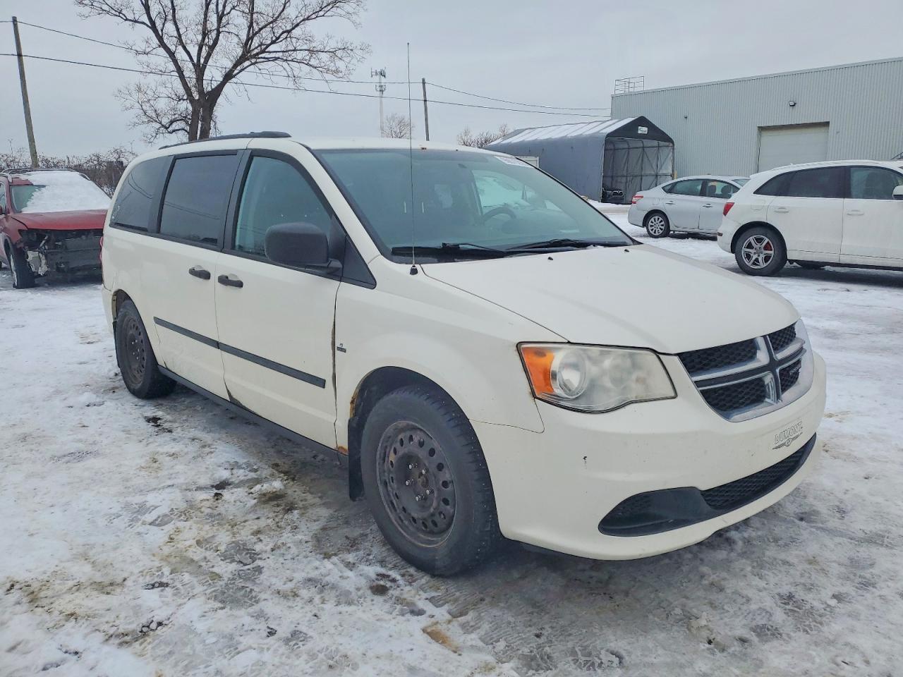 2013 DODGE GRAND CARAVAN SE photo 4