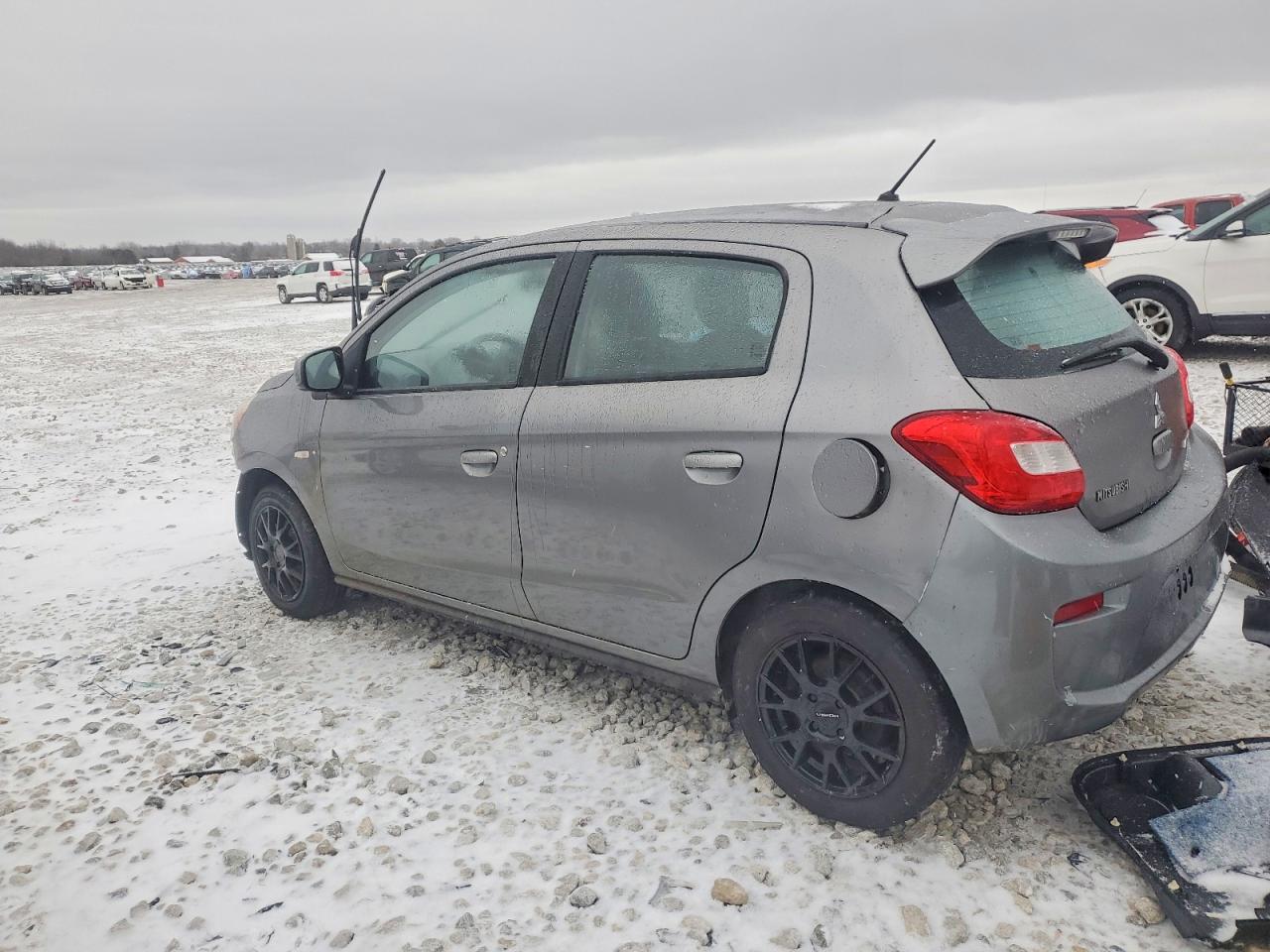 2017 MITSUBISHI MIRAGE ES photo 2