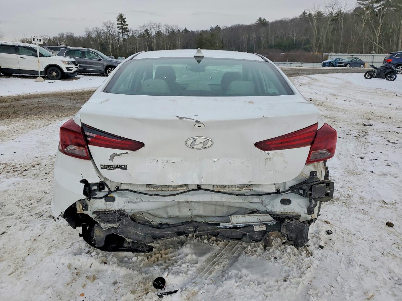 2020 HYUNDAI ELANTRA SEL photo 6