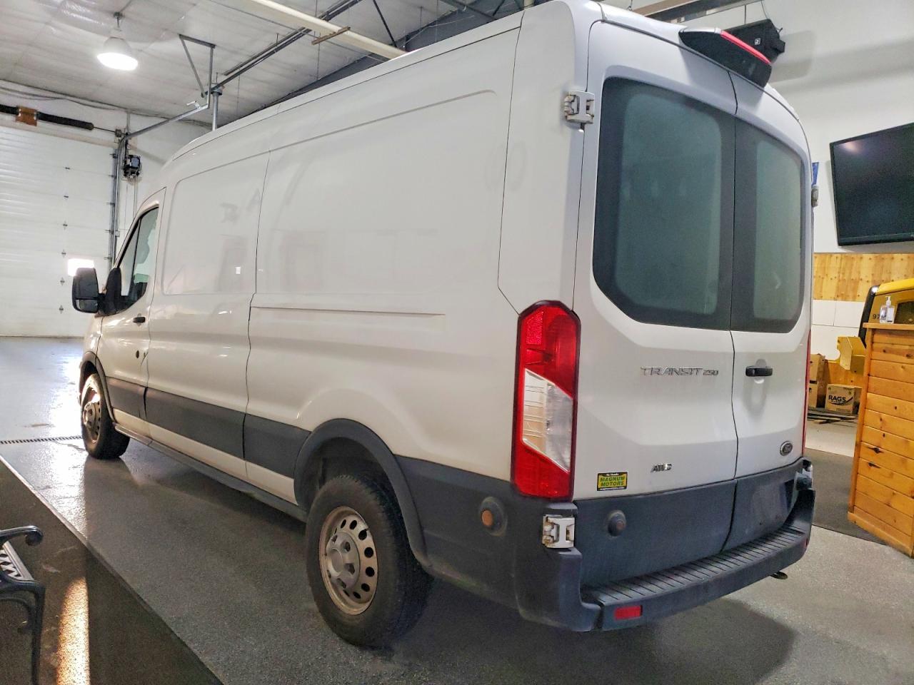 2020 FORD TRANSIT T-250 photo 2