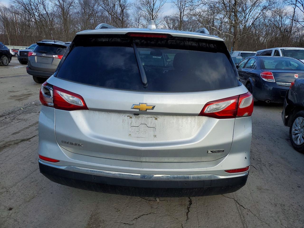 2018 CHEVROLET EQUINOX PREMIER photo 6